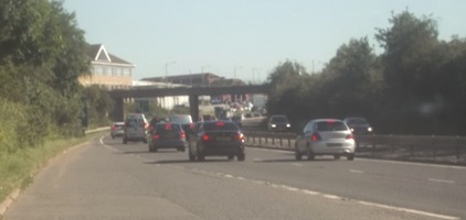 Traffic under Bermuda Bridge